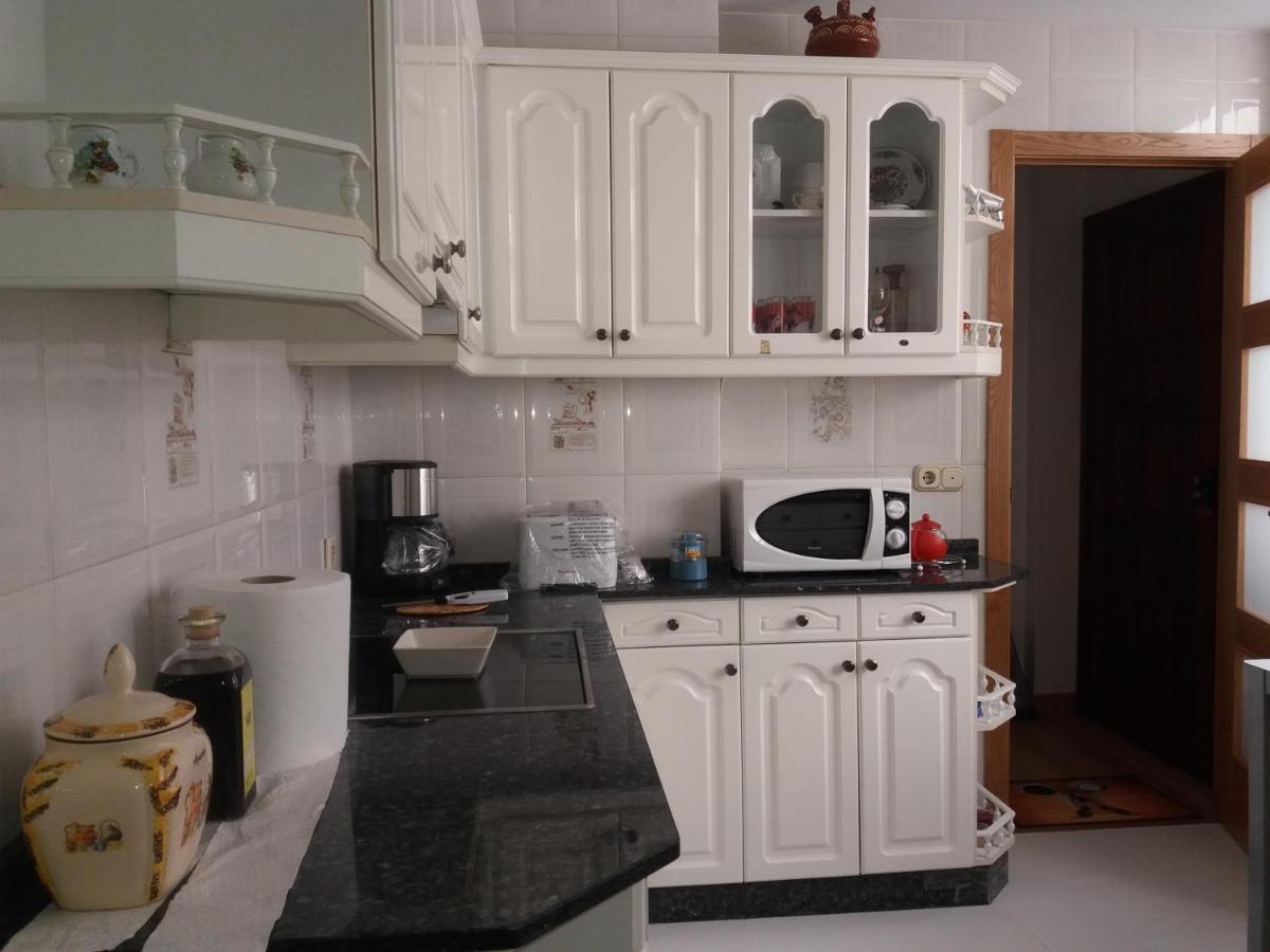 Apartamento Grande Y Luminoso ซานติอาโก เด กอมโปสเตลา ภายนอก รูปภาพ